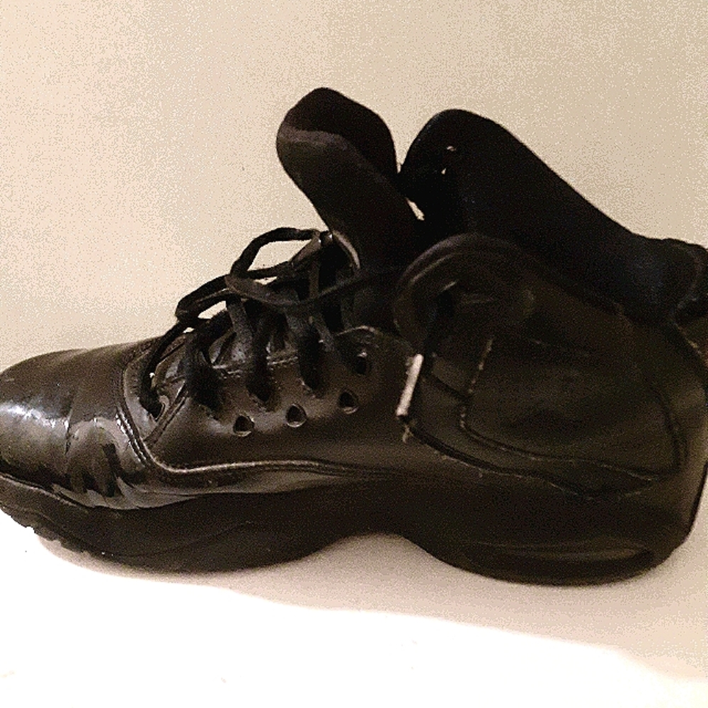 Big Boys jordans size 7 1/2